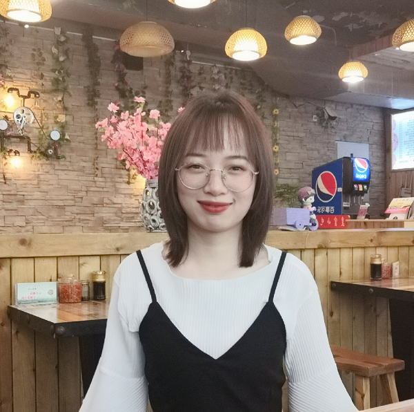 饶璐.png