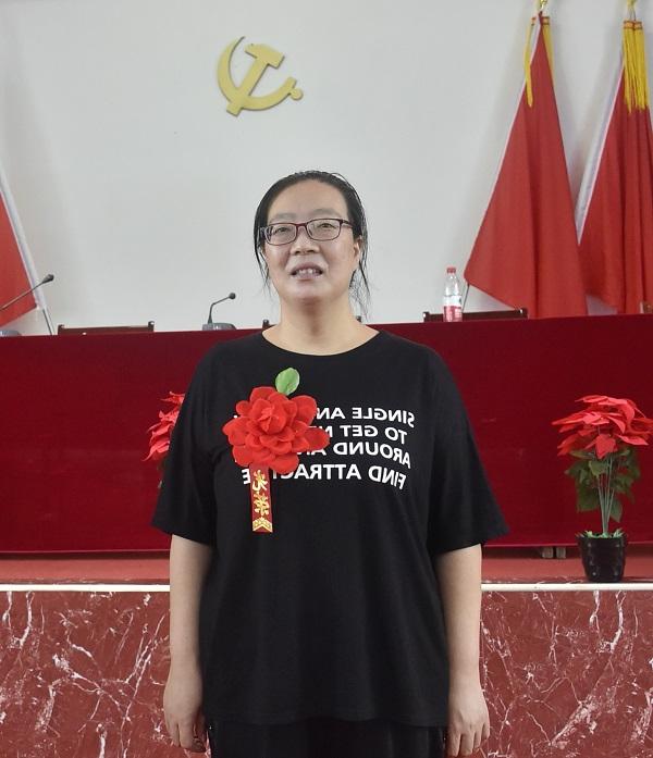 三支部赵荣华.JPG