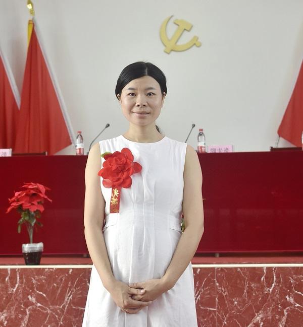 经管刘萍.JPG